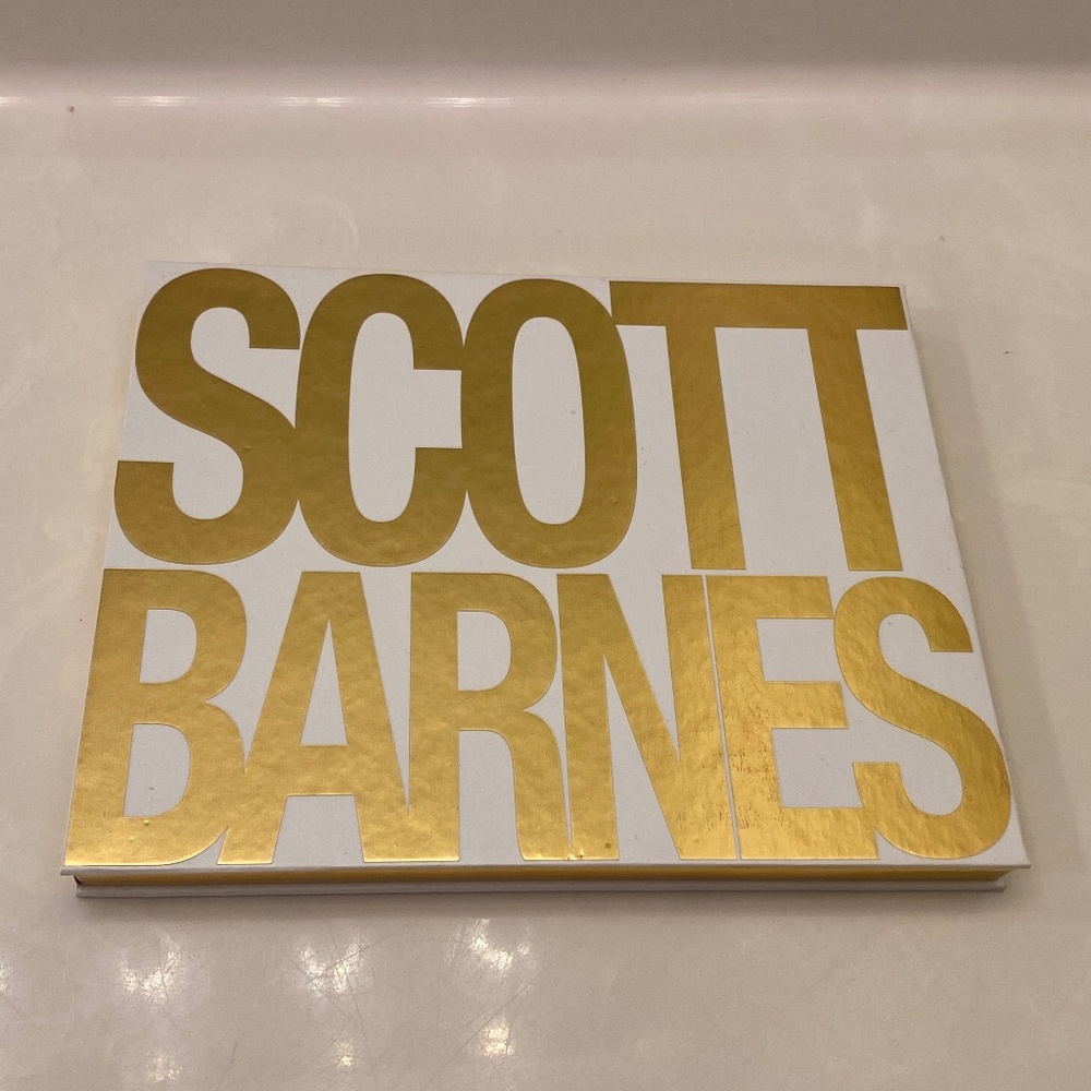 SCOTT BARNES Gold Eyeshadow Palette - Picture 2 of 4